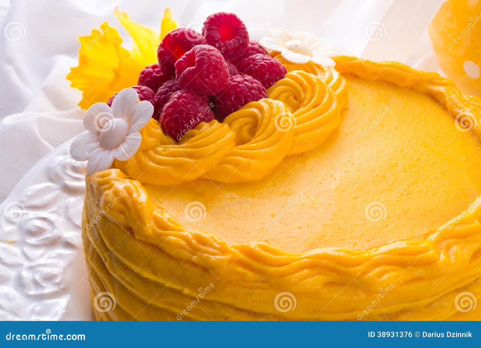 Gateau De Boisson Alcoolisee D Oeufs Photo Stock Image Du Glaces Brun Gateau De Boisson Alcoolisee D Oeufs Photo Stock Image Du Glaces Brun