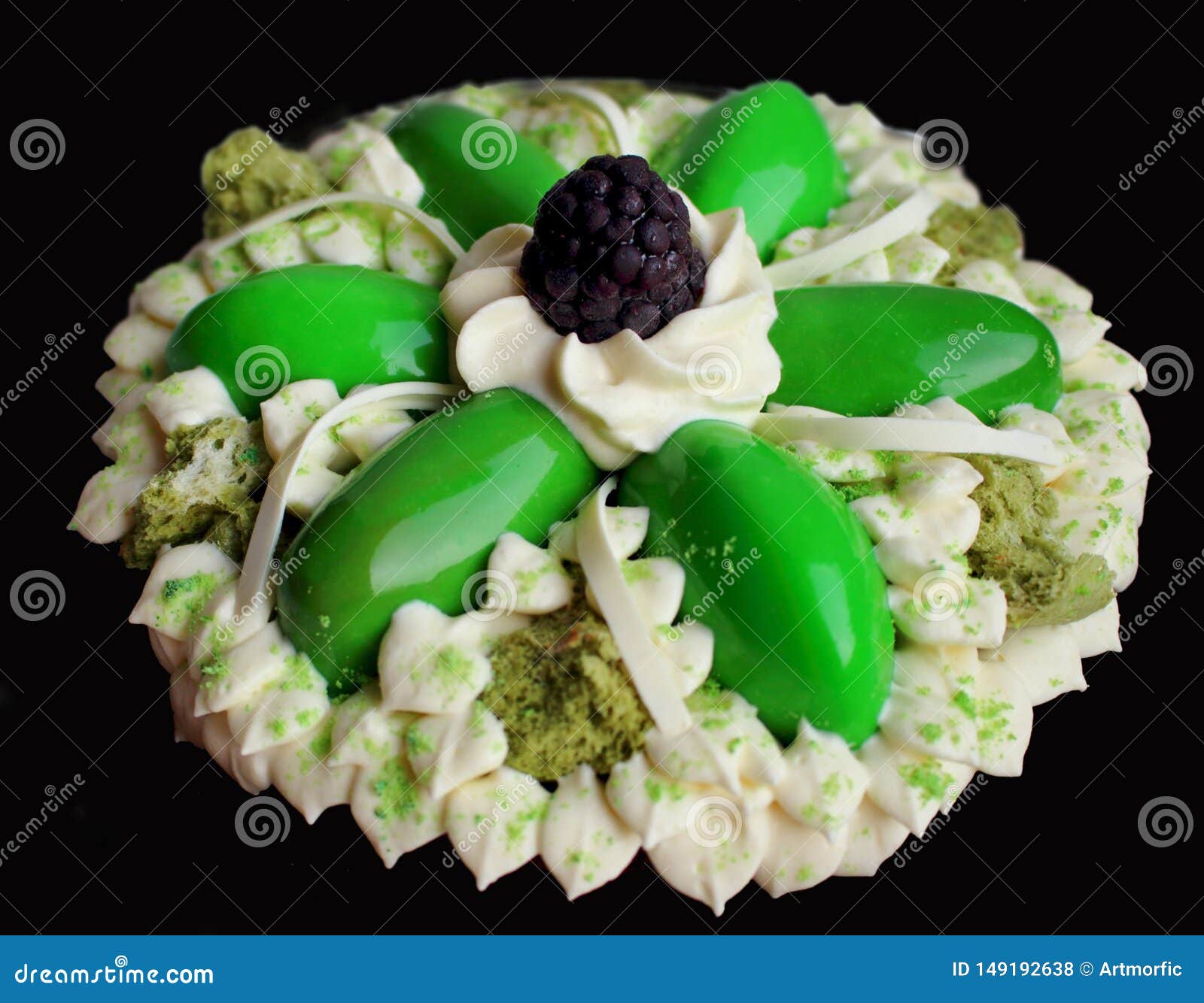 Gateau Vert De Fleur Avec De La Creme L Eponge De Pistache De Micro Onde Et La Mure Sur Le Noir Photo Stock Image Du Gateau Fleur Gateau Vert De Fleur Avec De La Creme L Eponge De Pistache De Micro Onde Et La Mure Sur Le Noir Photo Stock Image Du Gateau Fleur