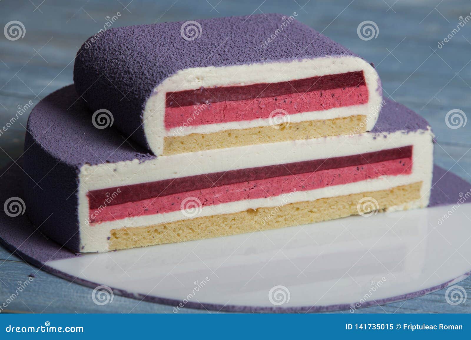 Gateaux Frais Et Doux De Dessert Image Stock Image Du Couche Bleu Gateaux Frais Et Doux De Dessert Image Stock Image Du Couche Bleu