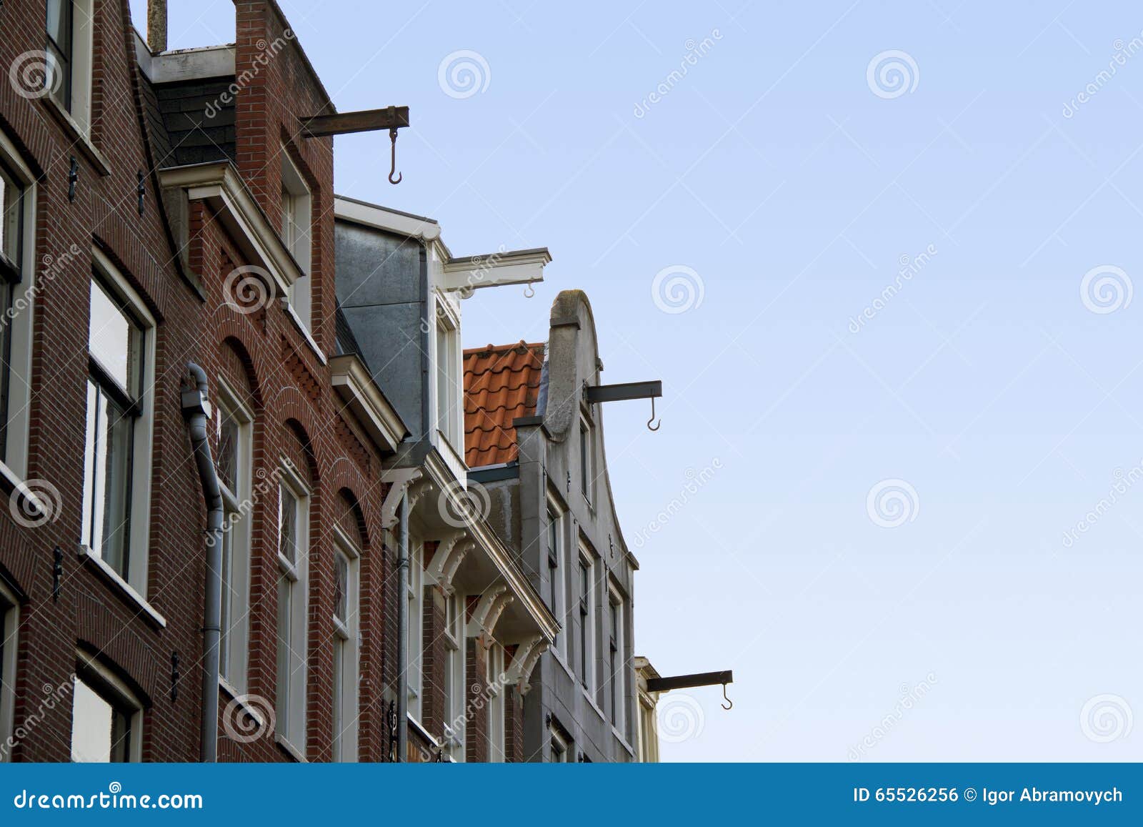 gables of amsterdam houses