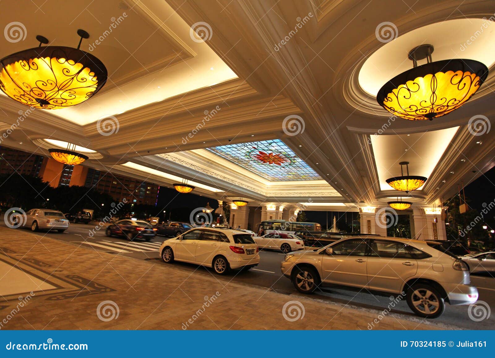 Galaxy Casino em Macau, China — Fotografia de Stock Editorial © ixuskmitl@hotmail.com #72919539
