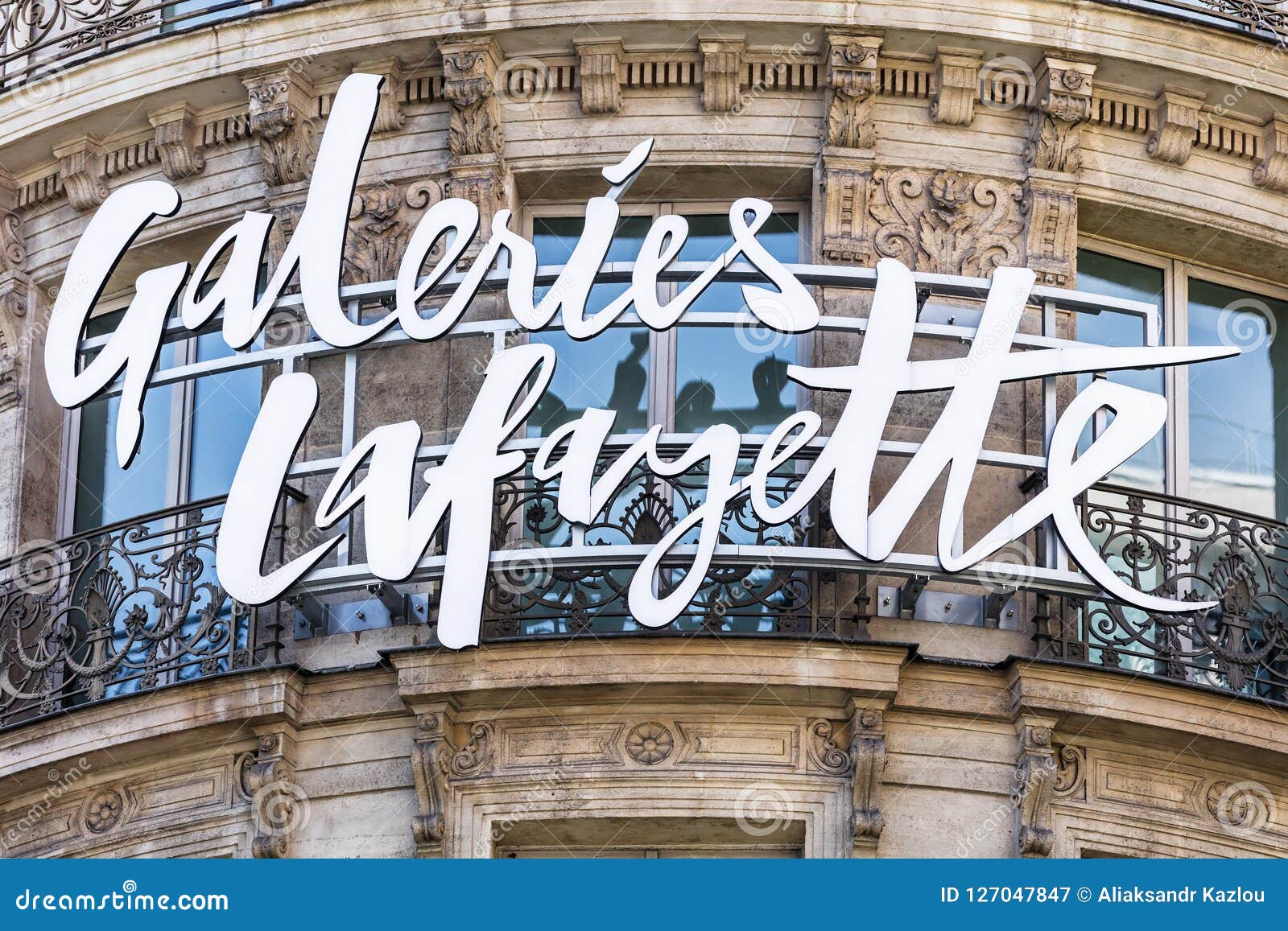 Galeries Lafayette Undertecknar Och Logoen France Paris Redaktionell ...