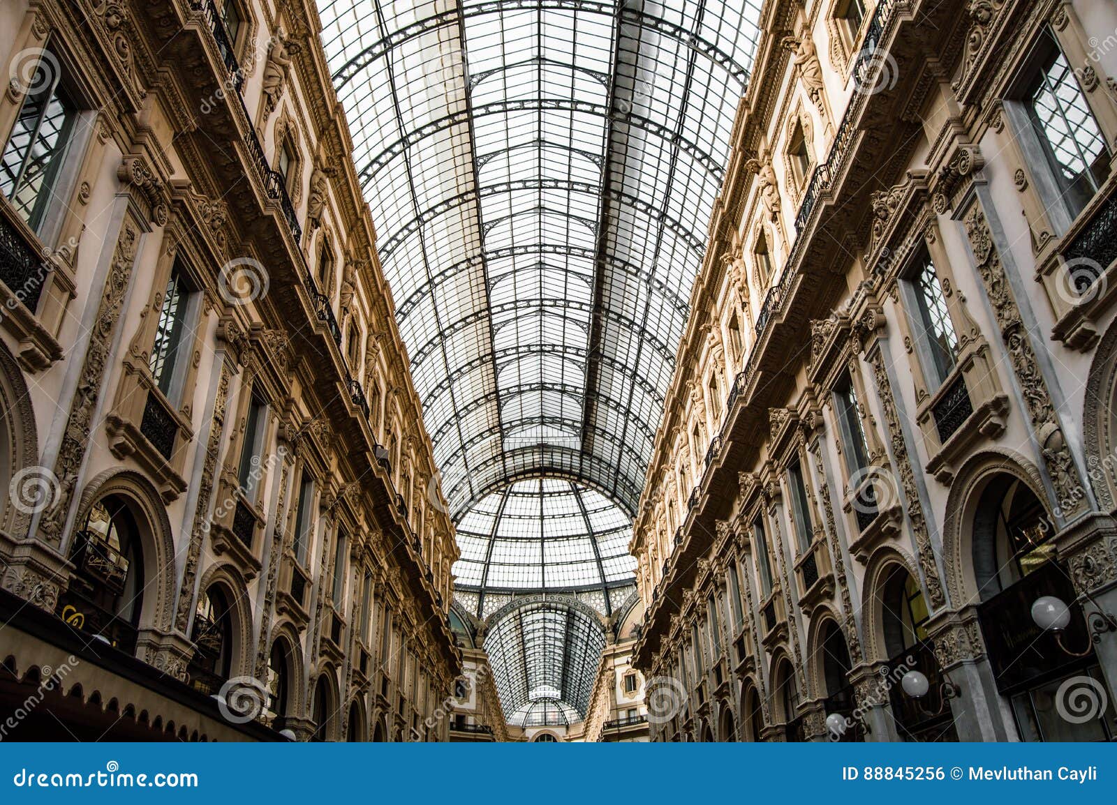 galleria vittoria emmanuelle ii