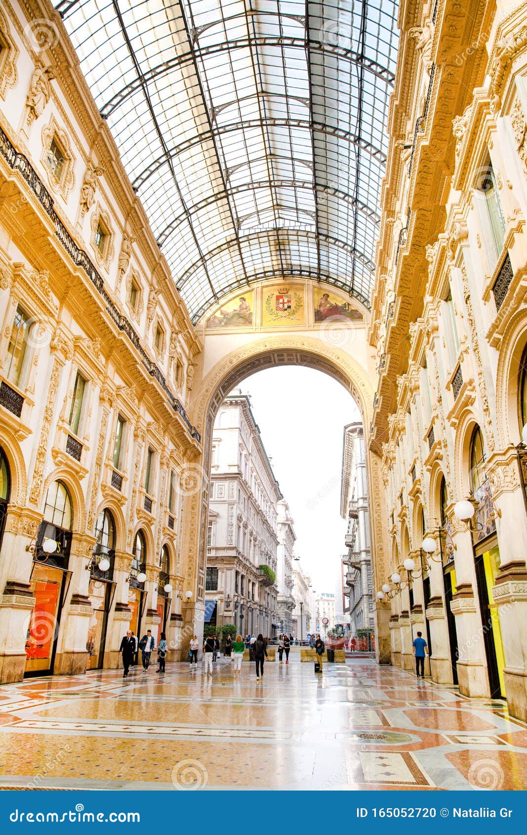 Shopping & Dining at Galleria Vittorio Emanuele II
