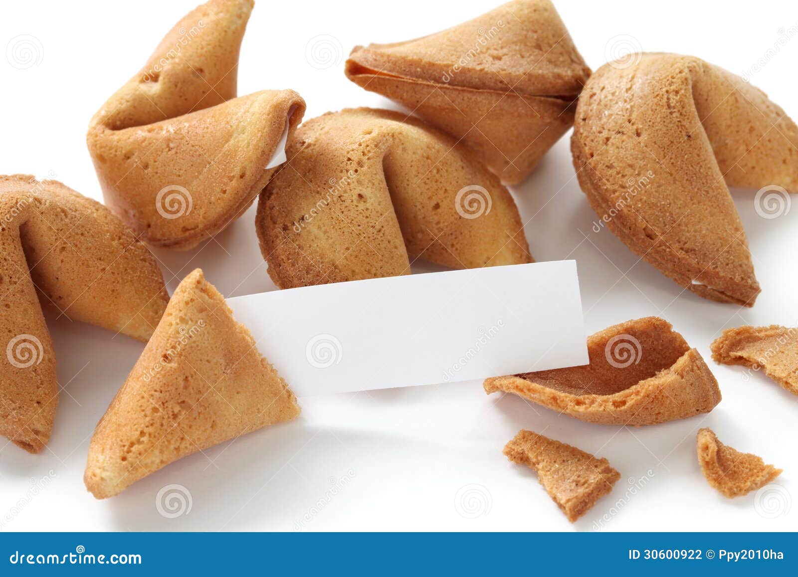 Galleta De La Suerte Con El Mensaje En Blanco En El Fondo Blanco Foto de  archivo - Imagen de salud, americano: 30600922