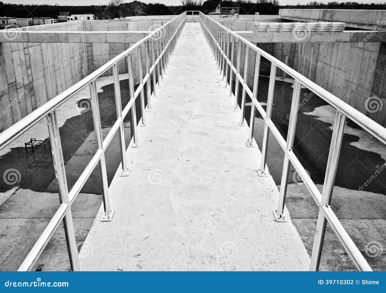 Galvaniserat staket arkivfoto bild: 39710302