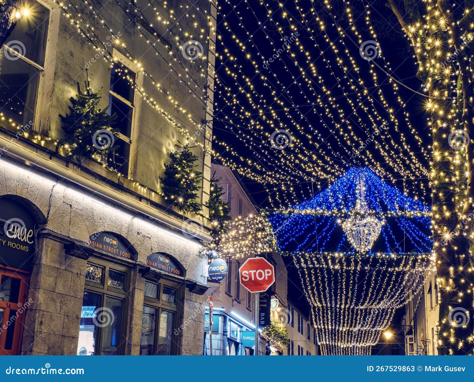 Galway, Ireland - 12.25.2022: Beautiful Christmas and Winter ...