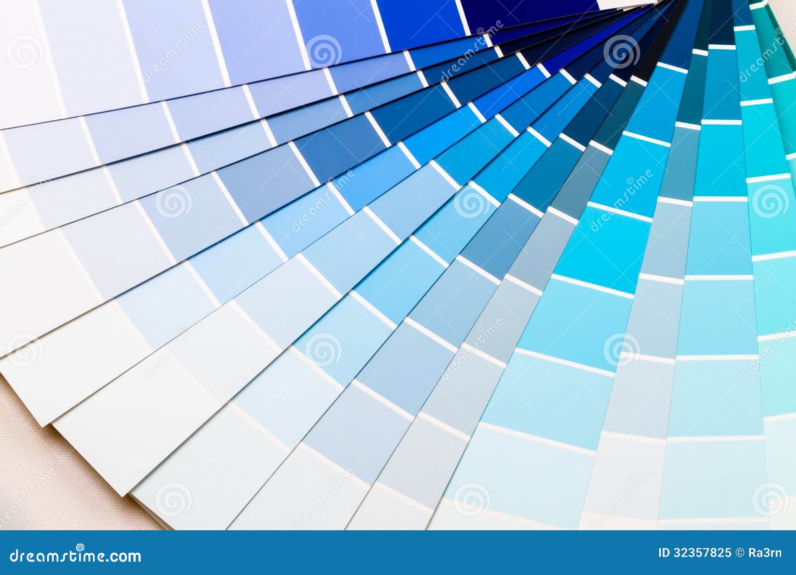 Mentalidad Sensible imagen Gama azul del color imagen de archivo. Imagen de coloreado - 32357825