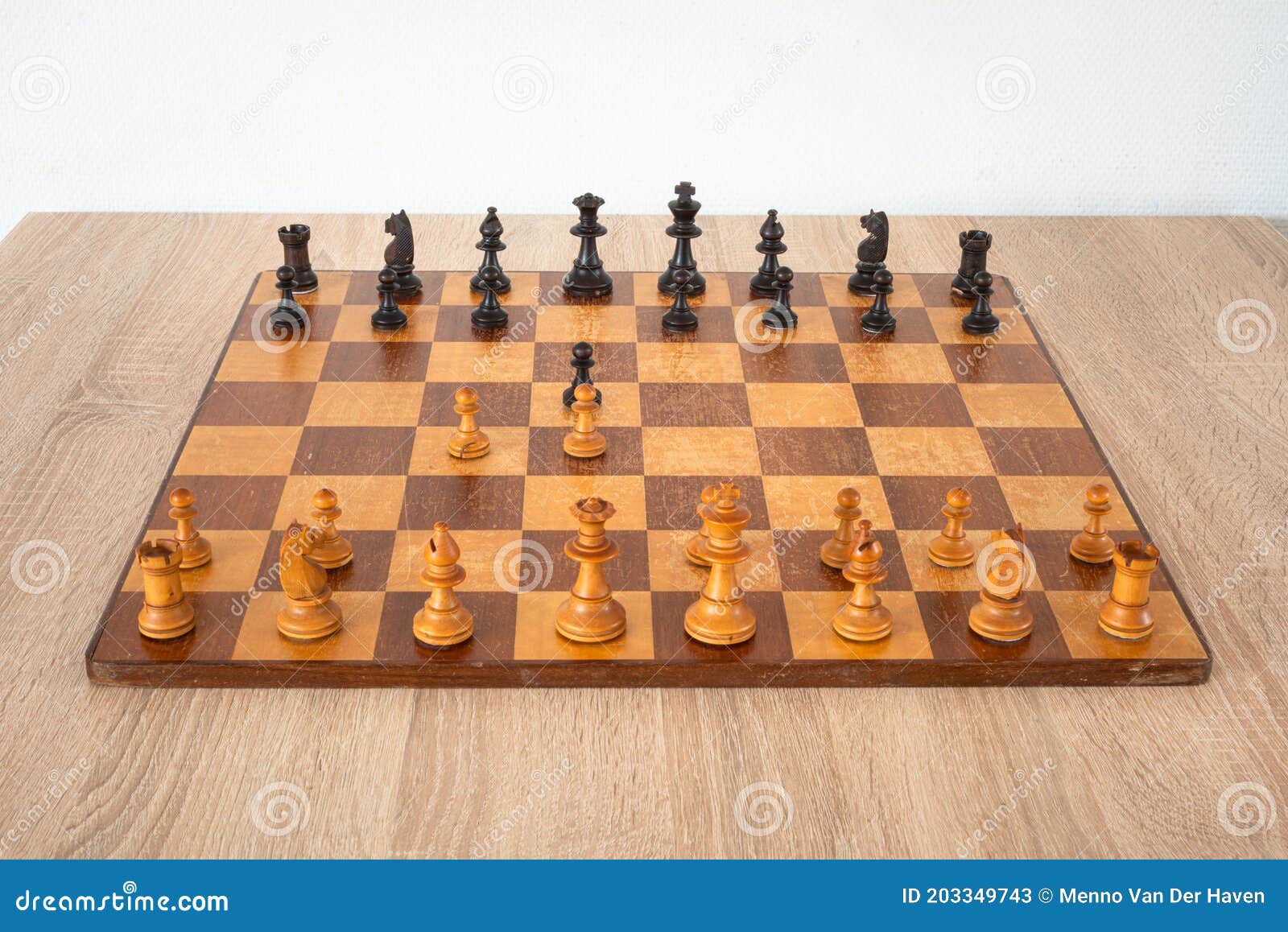 Photos Chess Openings Kings Gambit Stock Photo 1013881588