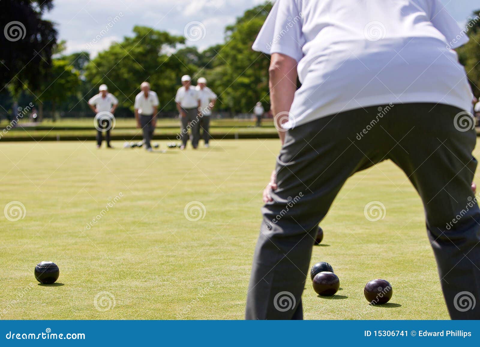 Game of Lawn Bowls stock image. Image of people, mown 15306741