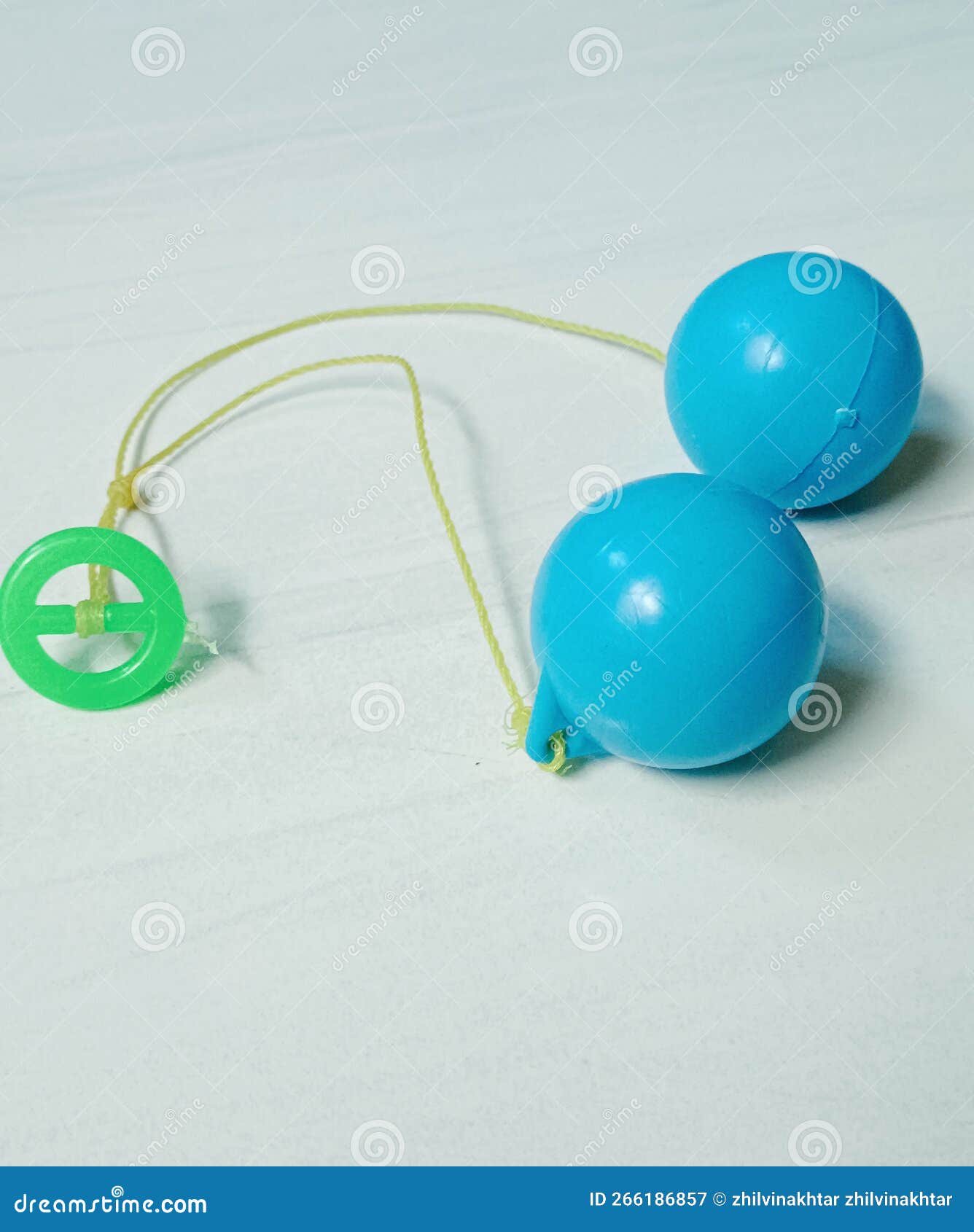 Game Viral Indonesia Lato Lato Stock Image Image of fenomena, game