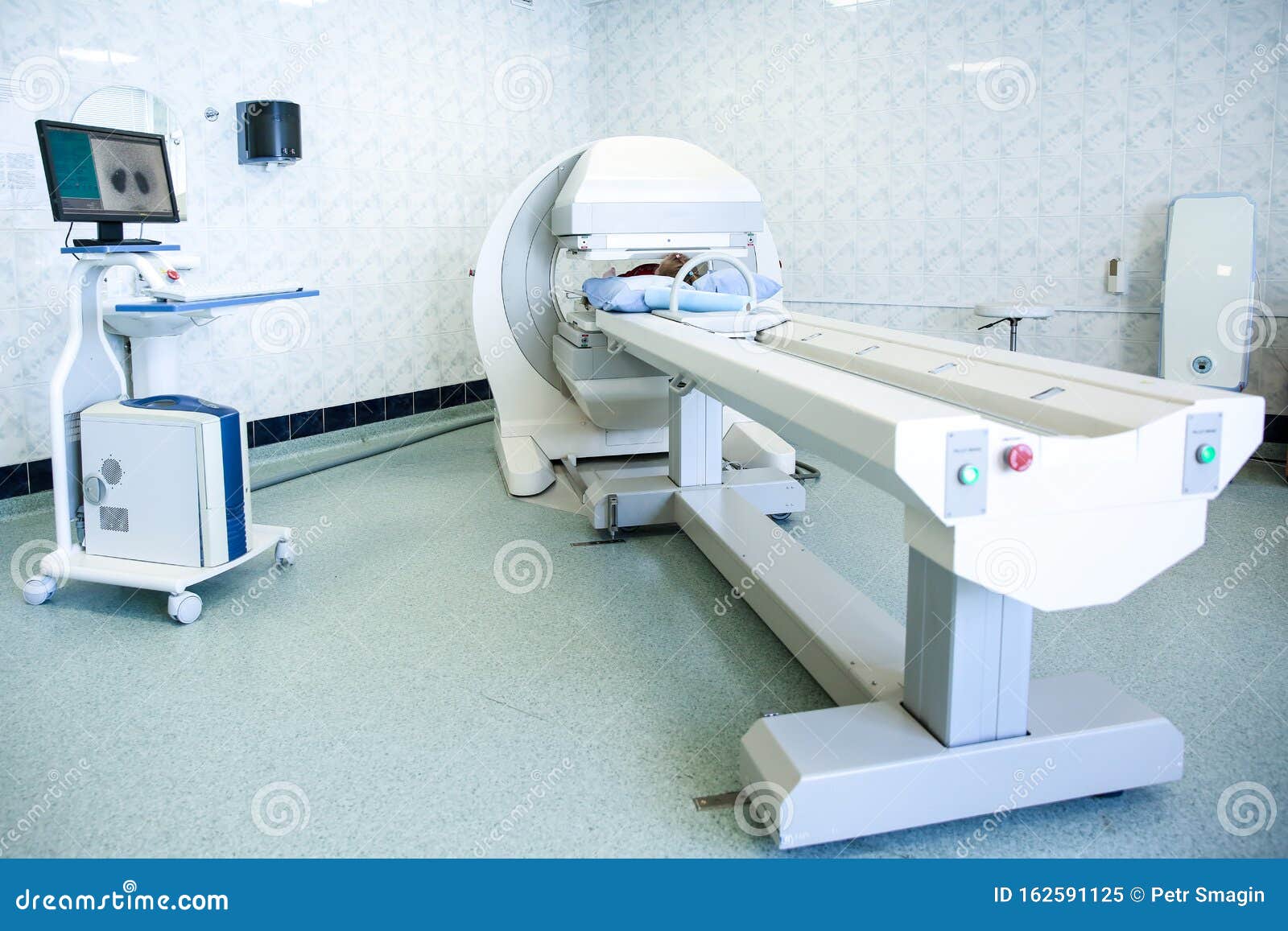 Patient Gamma Camera Bone Scan Stock Photography CartoonDealer patient-gamma-camera-bone-scan-stock-photography-cartoondealer
