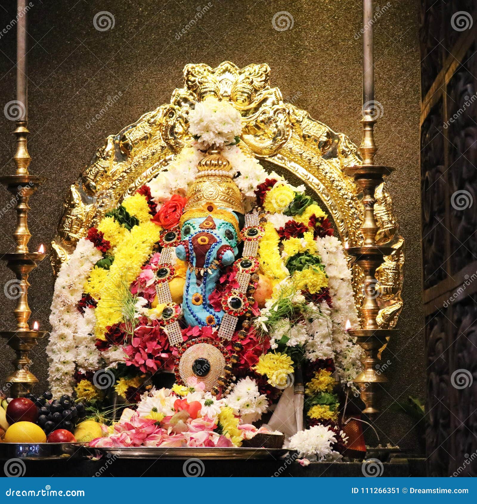 Ganesha temple hindu god stock image. Image of hindu - 111266351