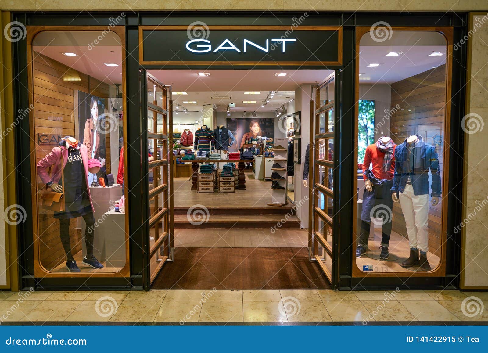 GANT editorial Image of entrance, store 141422915
