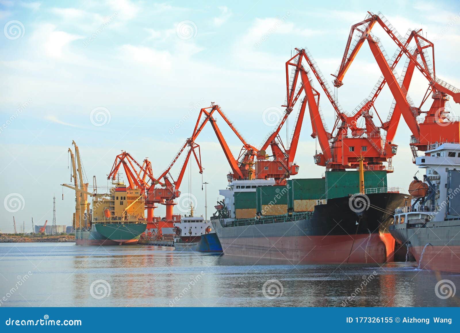 Gantry crane and ship stock image. Image of freighter 177326155