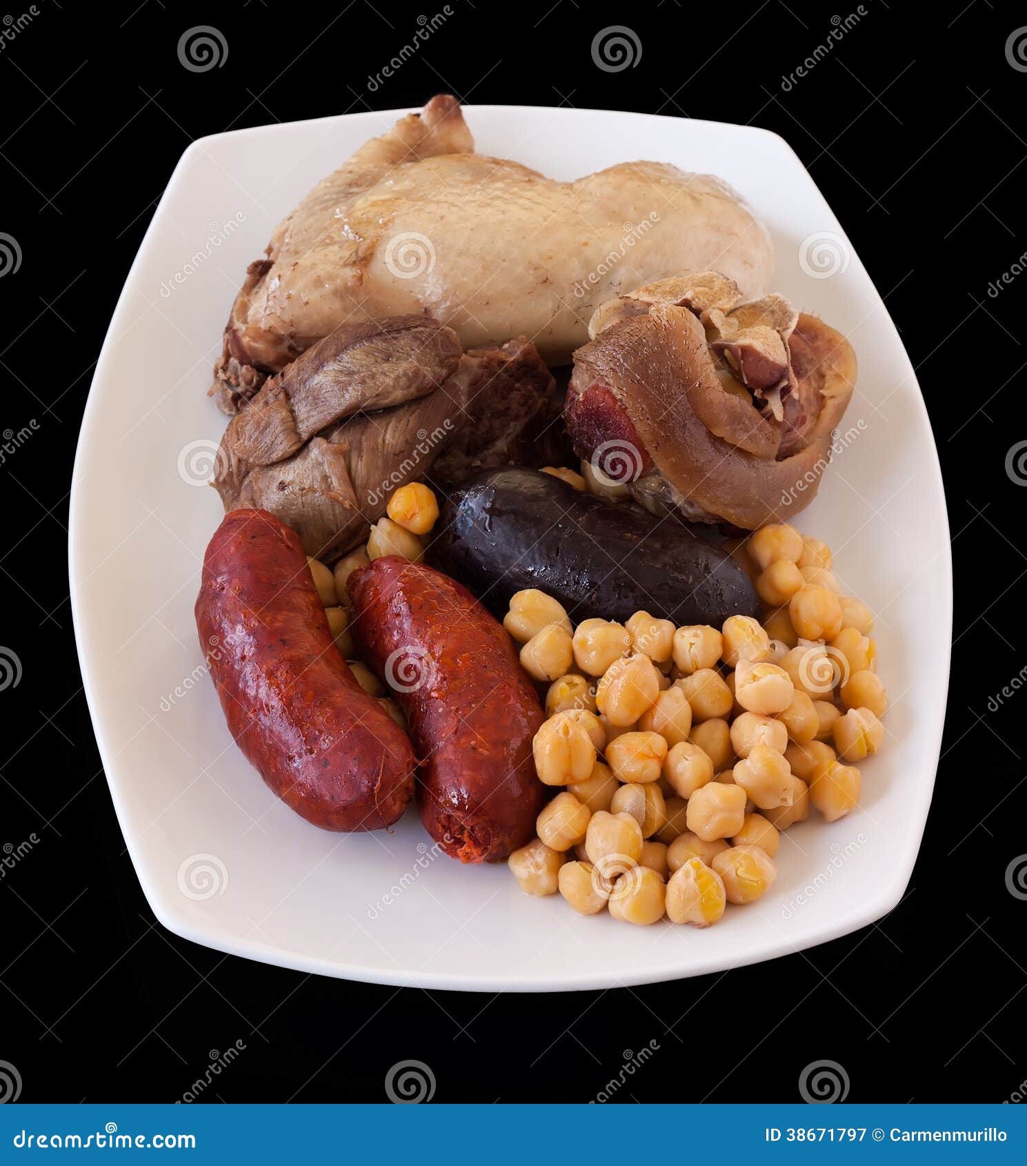 Garbanzos Con El Chorizo, El Morcilla Y Varias Carnes Imagen de archivo Imagen de disco, hueso