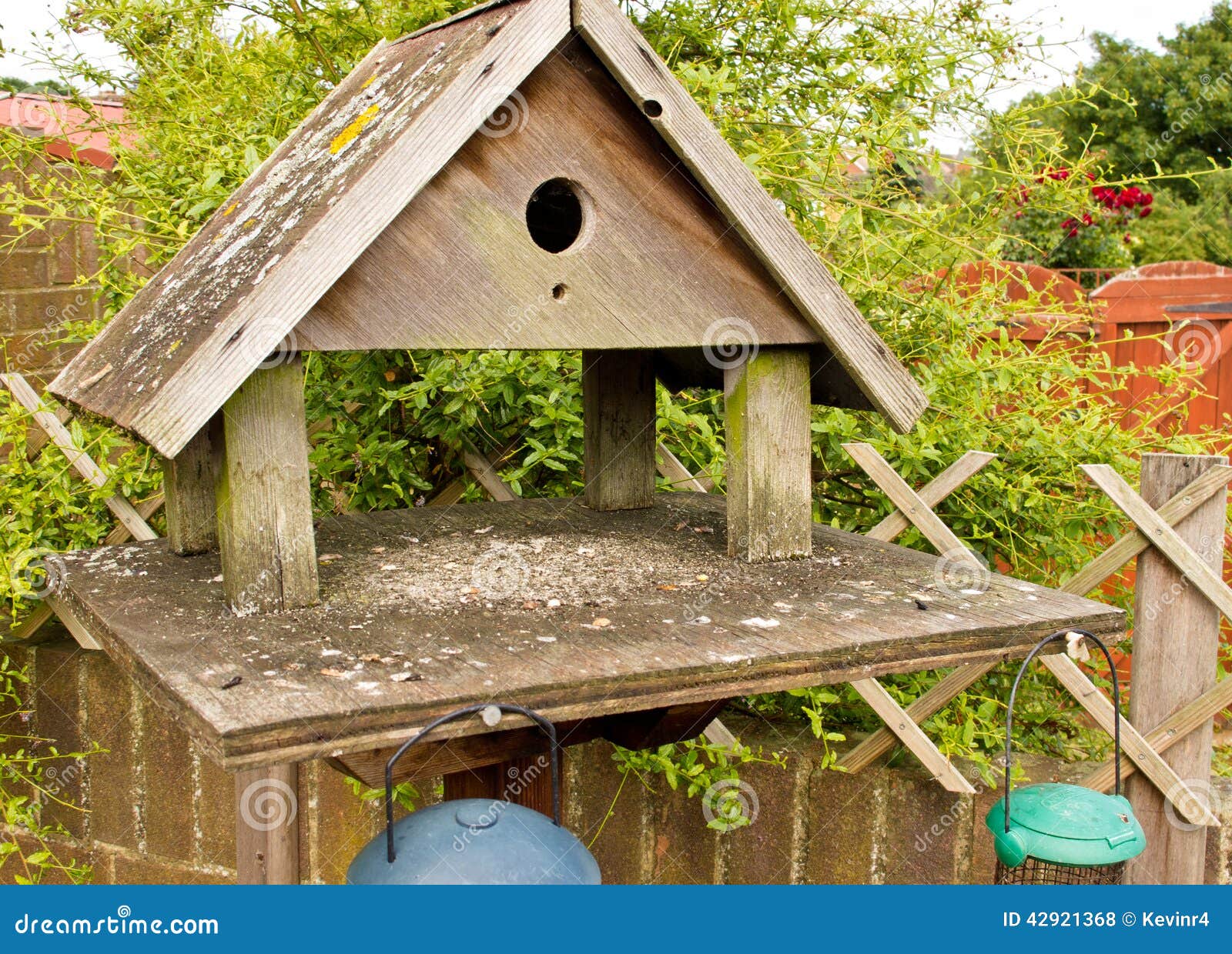 Garden bird table stock photo. Image of feeding, feature 42921368