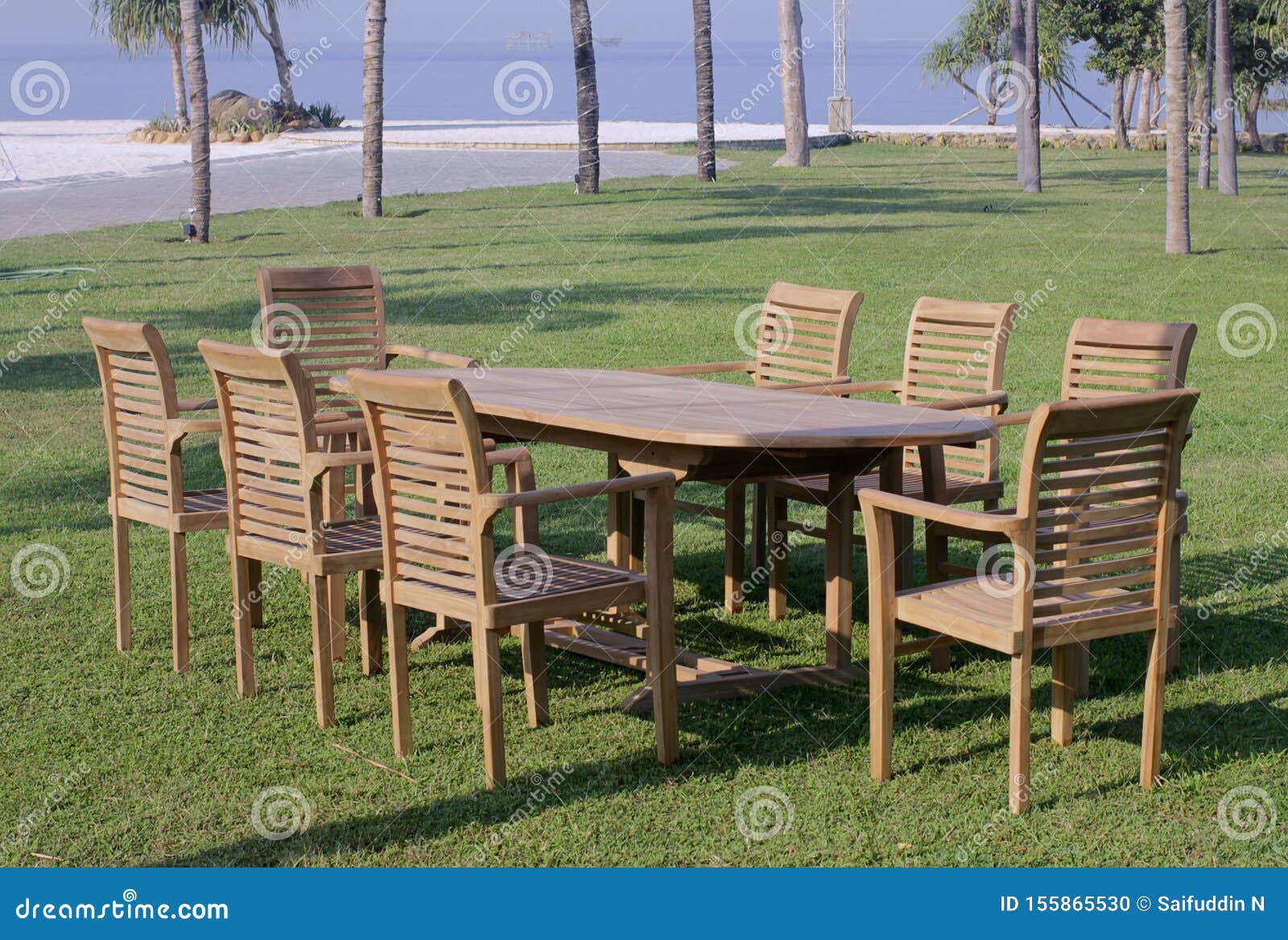 2 091 Teak Outdoor Furniture Photos Free Royalty Free Stock Photos From Dreamstime