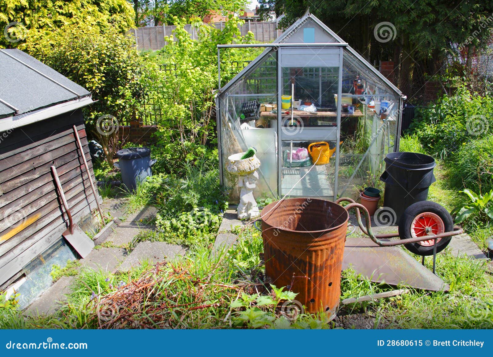 garden greenhouse and shed