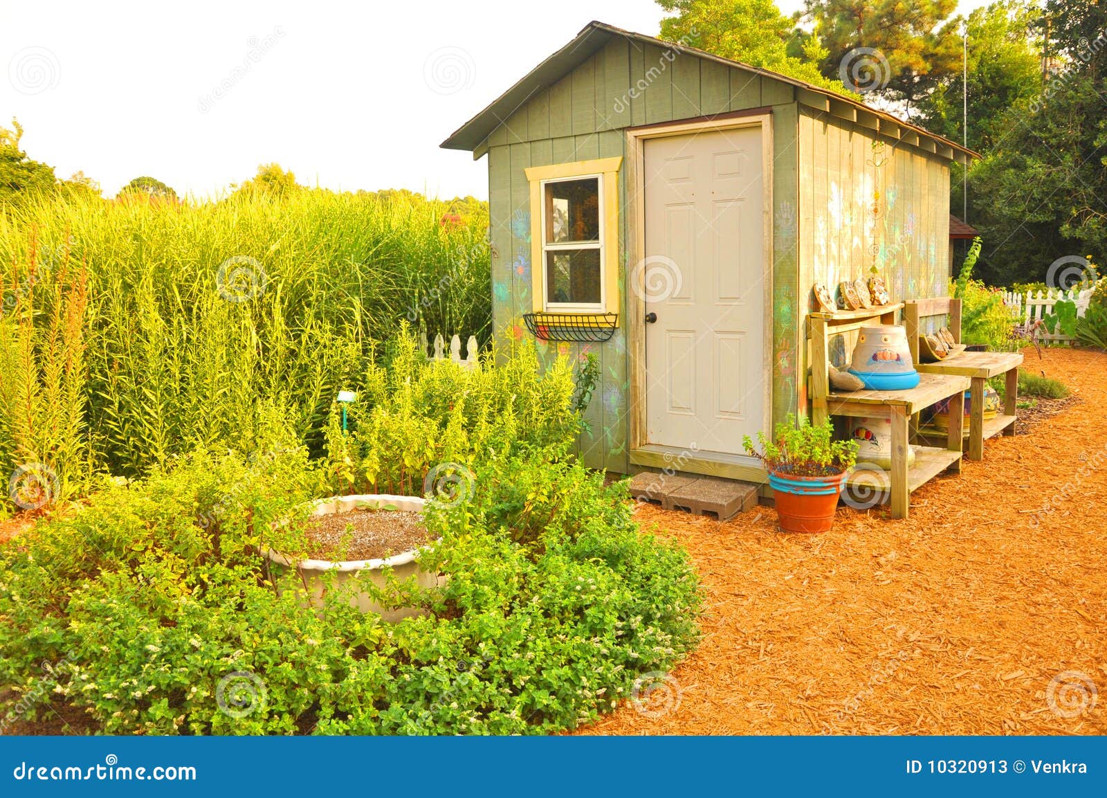 Garden house stock image. Image of plants, wood, green 10320913