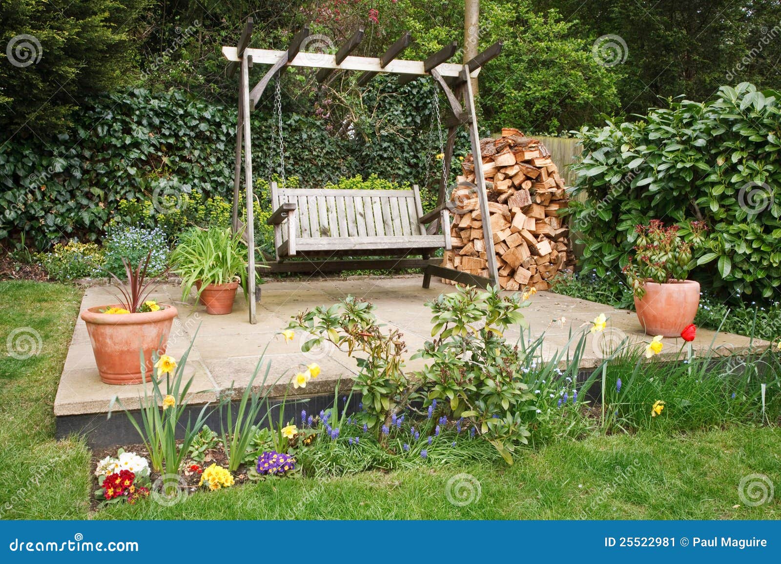 Garden patio stock image. Image of outdoors, exteriors - 25522981