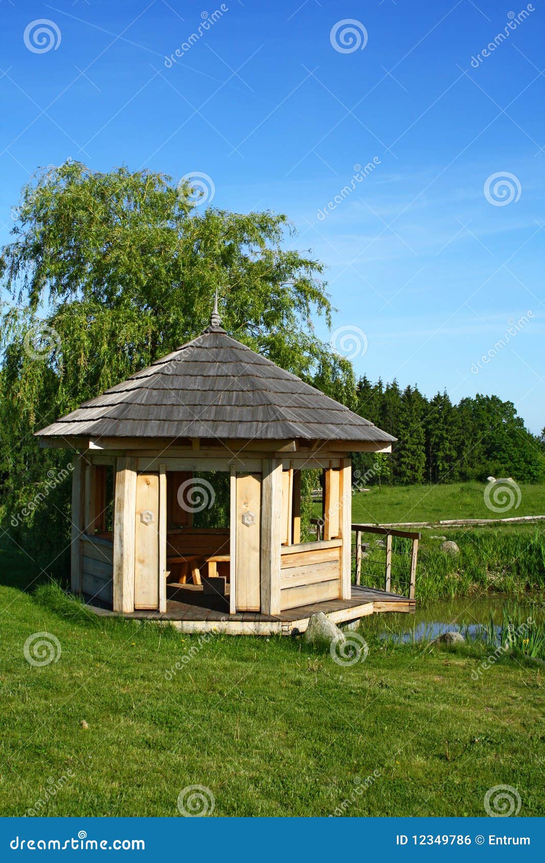 Garden summerhouse stock photo. Image of pavilion, roof 12349786