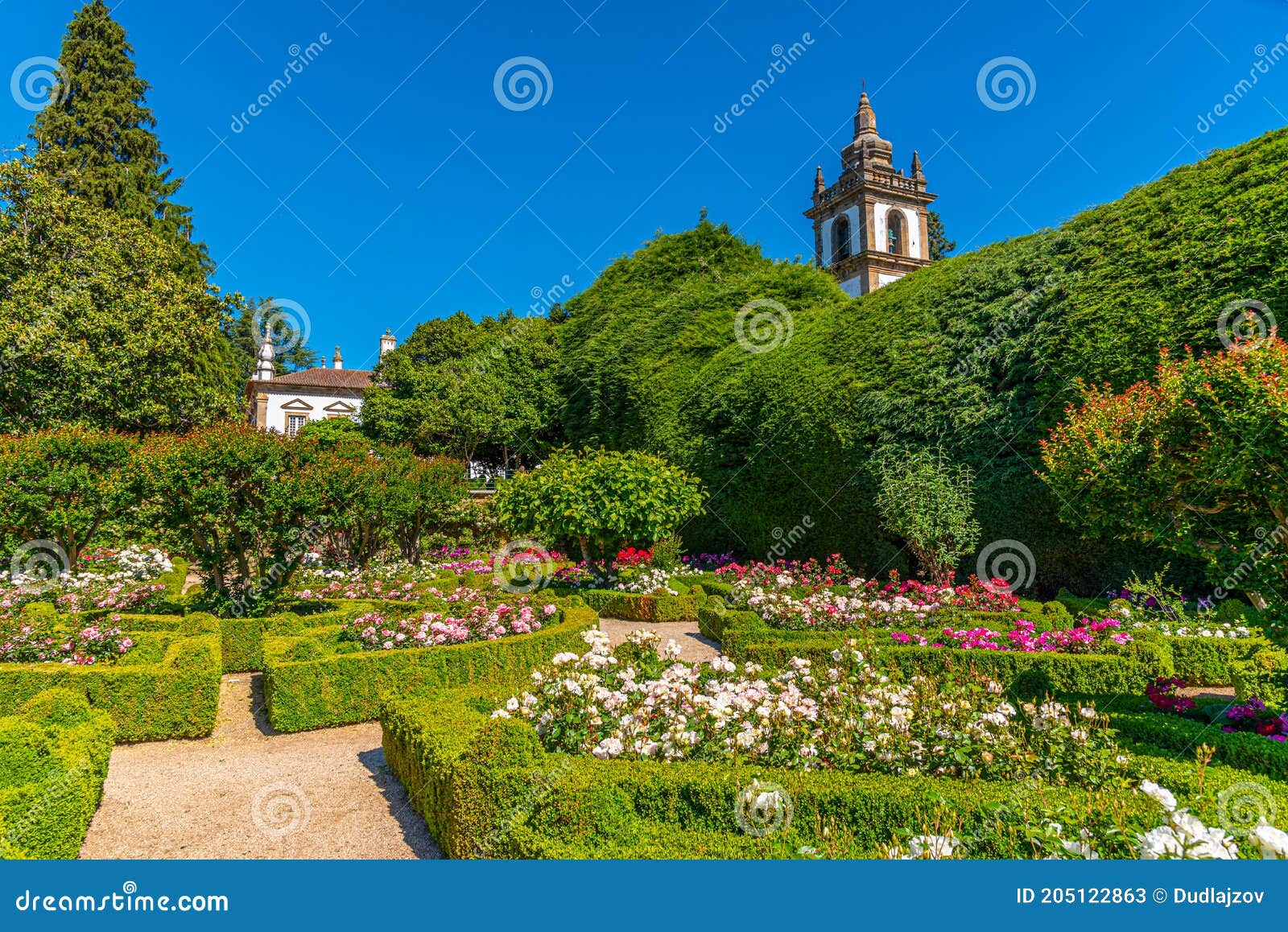 gardens and casa de mateus estate in portugal