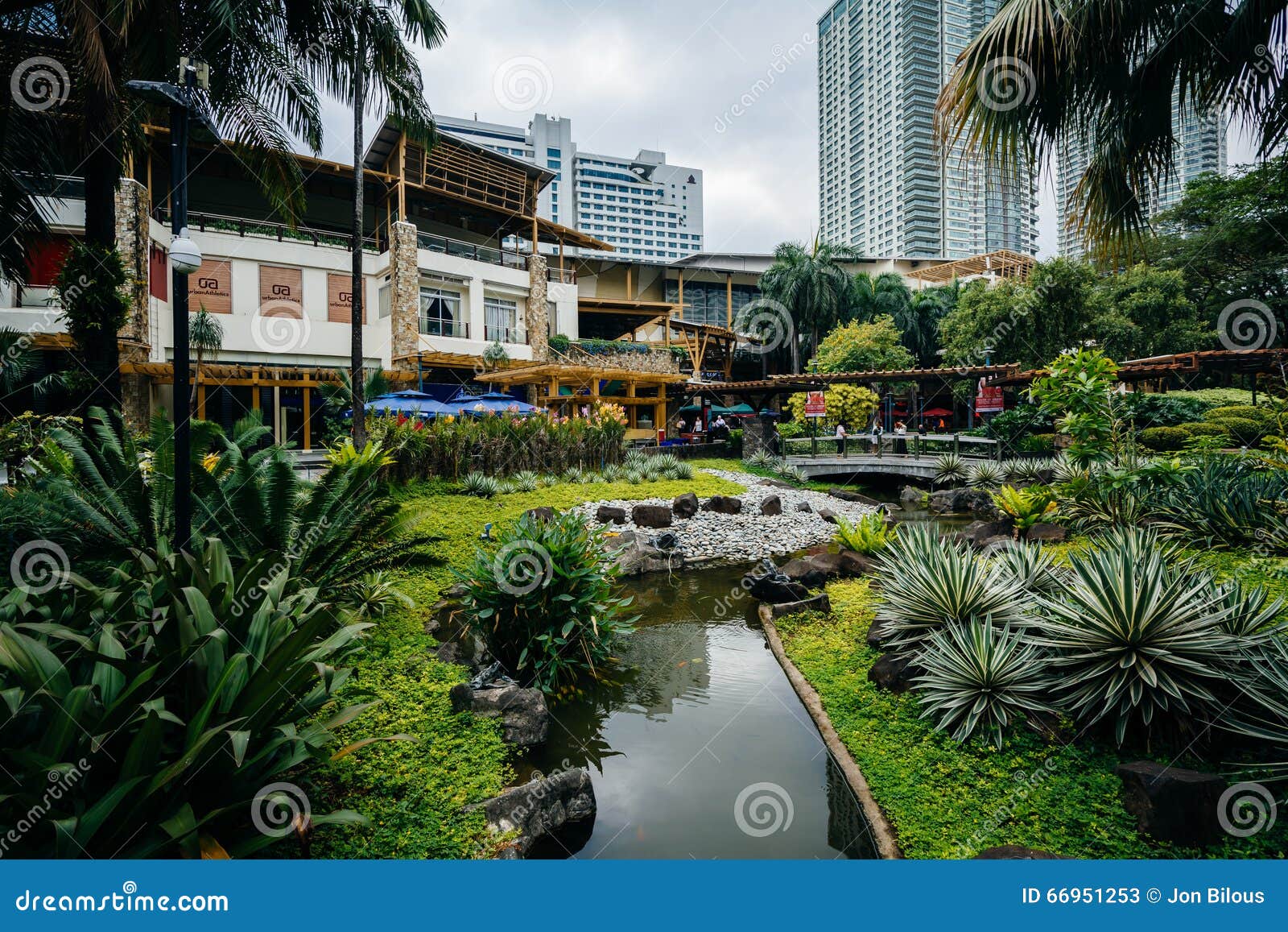 Gardens and Skyscrapers at Greenbelt Park, in Ayala, Makati, Met Editorial  Stock Photo - Image of plants, blue: 66951253