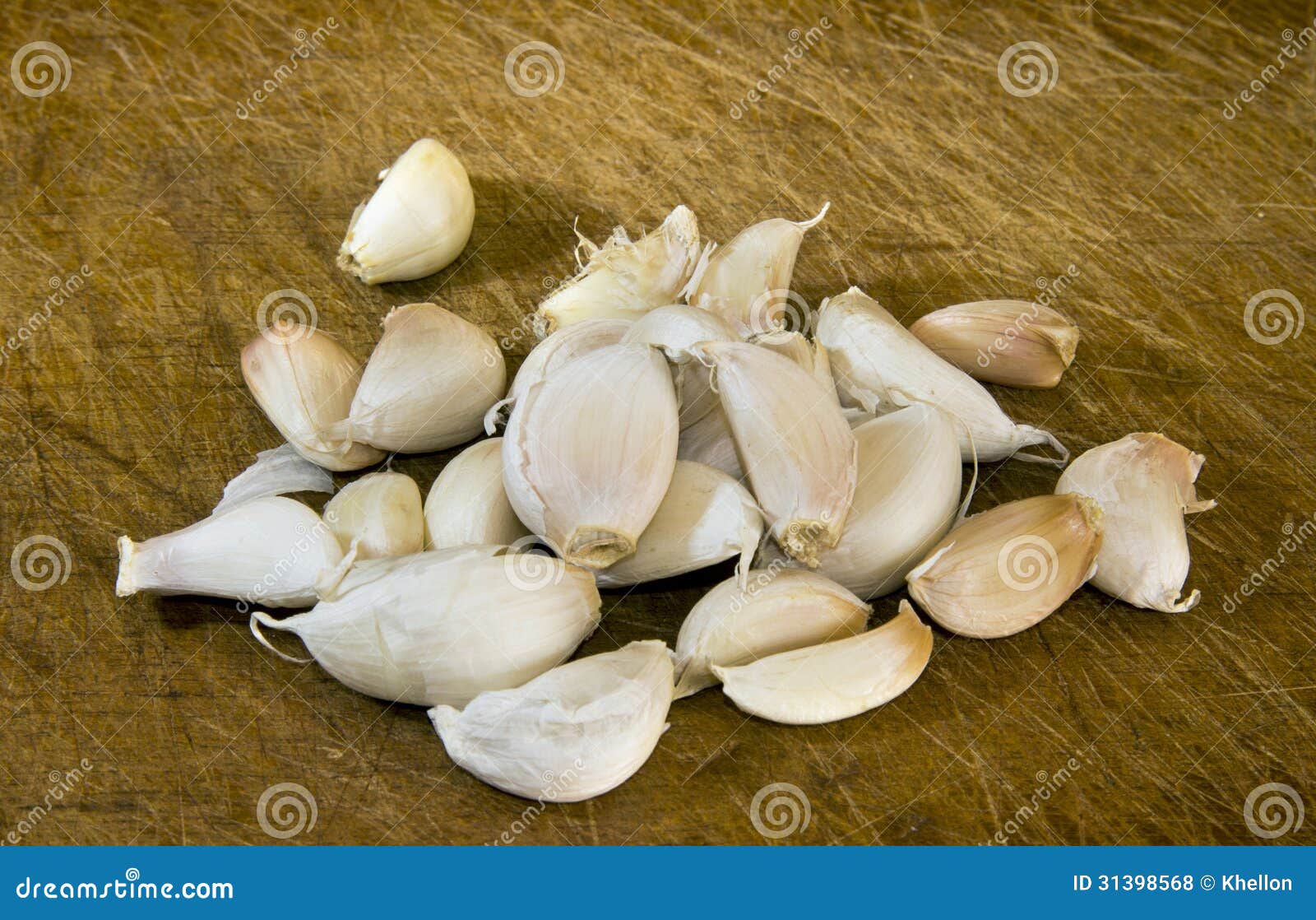 Garlic cloves stock photo. Image of spice, taste, cloves 31398568