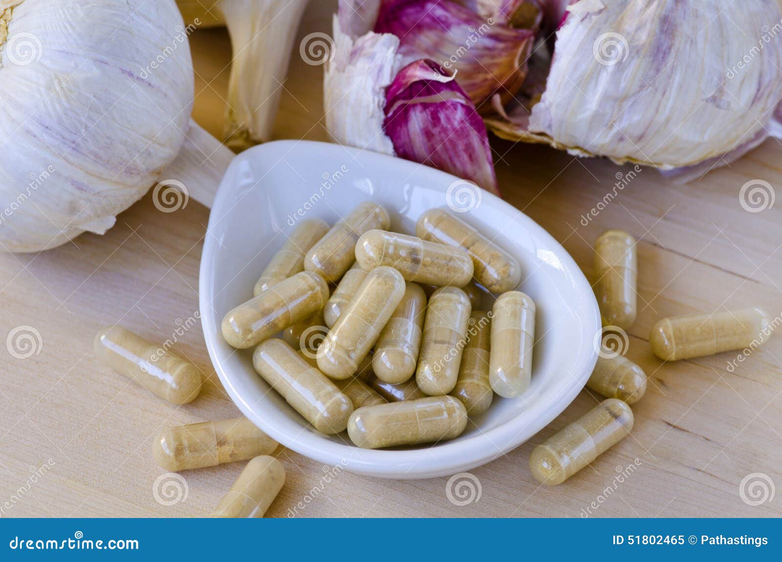 Garlic extract capsules stock image. Image of alternative 51802465