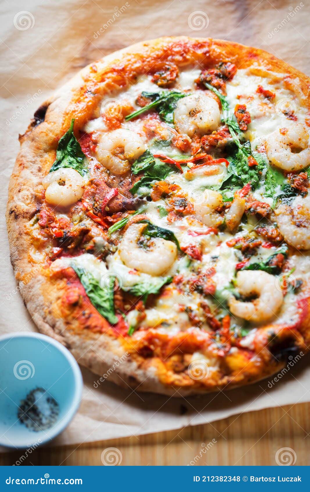 Garlic King Prawn Wood Fired Pizza with Spinach & Red Chilli Stock