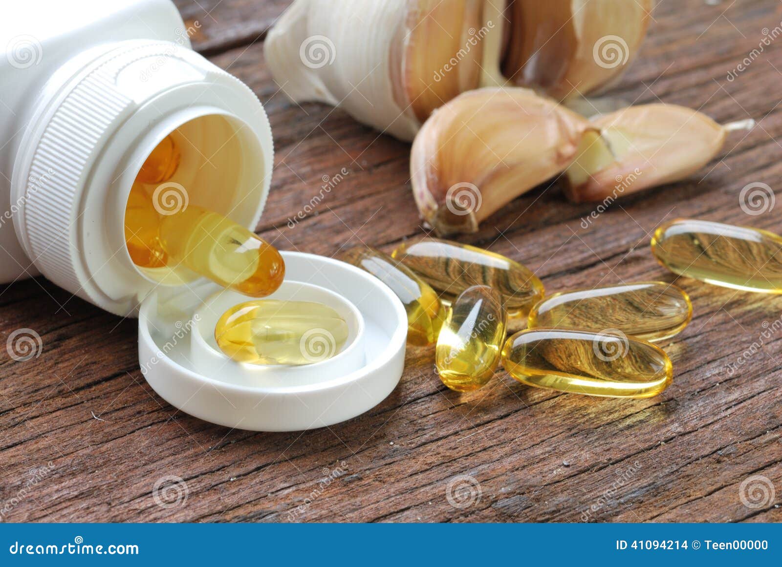 Garlic oil capsules/pills stock photo. Image of vitamin 41094214