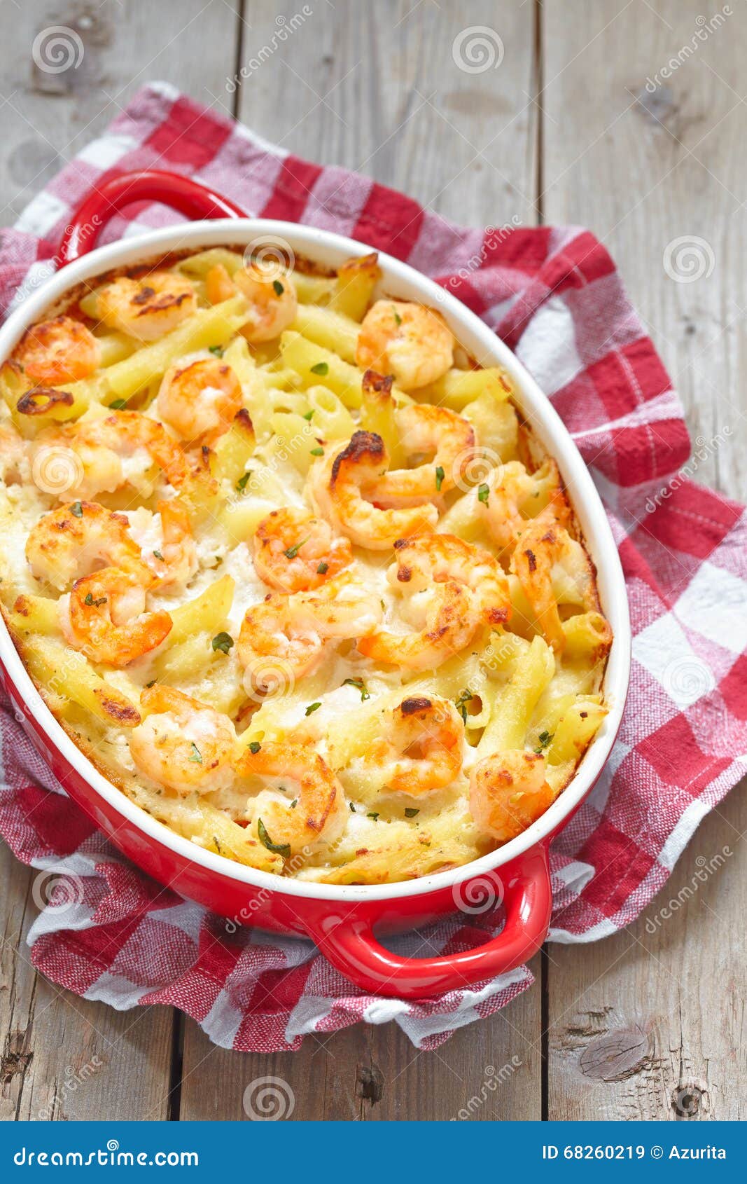 Garnalen Alfredo Penne Pasta Bake Stock Afbeelding Image of knoflook, recept 68260219