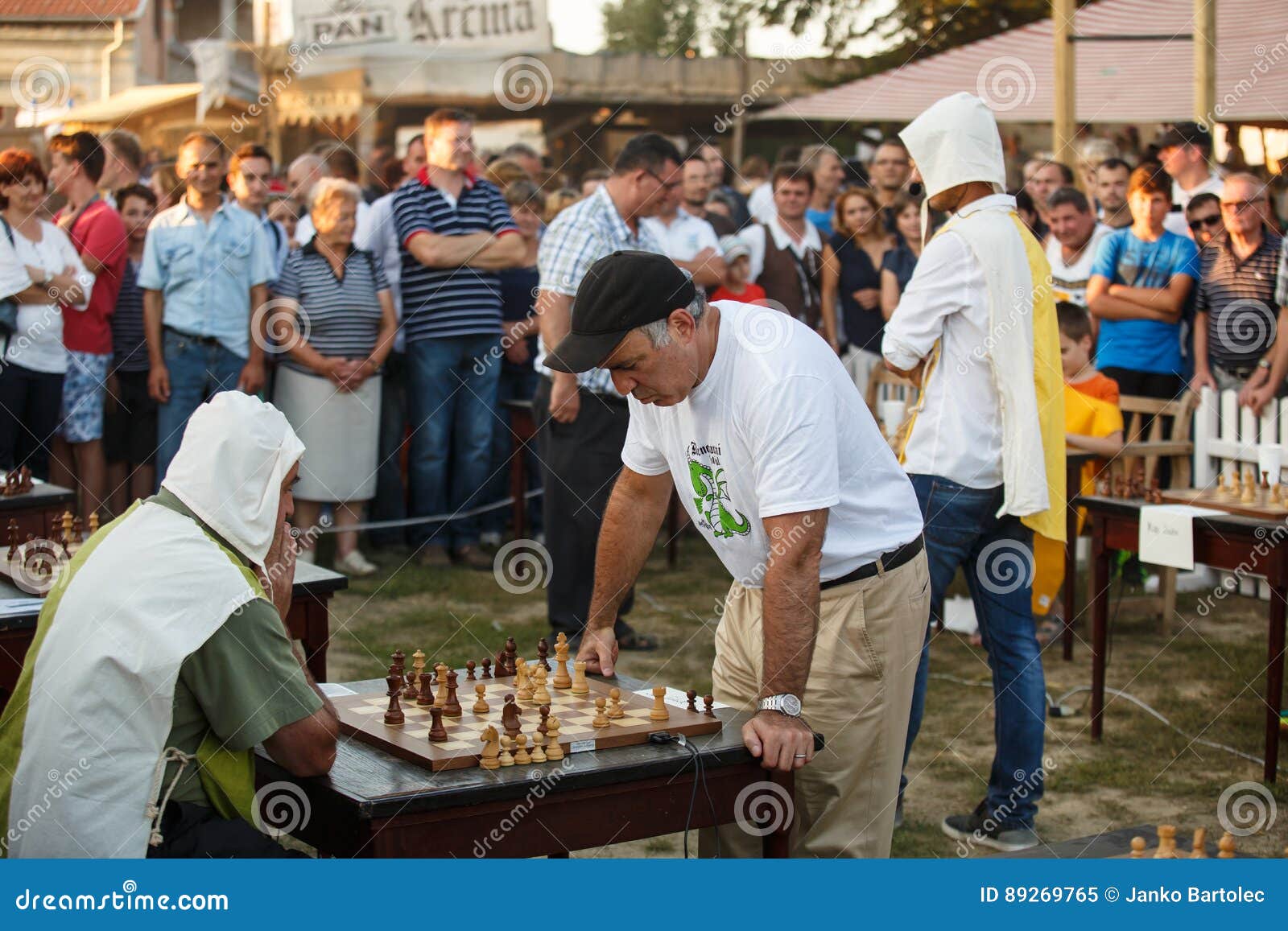 Garry Kasparov – Escola De Xadrez