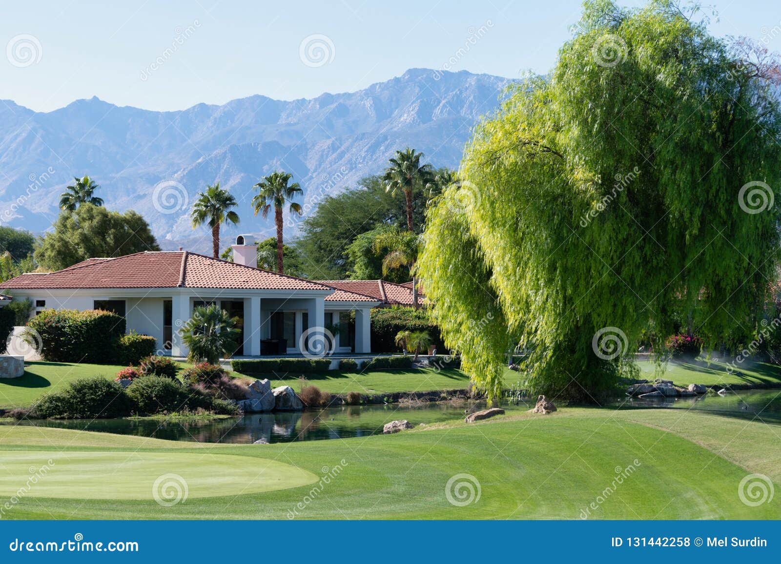 Gary Player Golf Course Rancho Mirage. Sikt av den farledGary Player Golf Course Rancho hägringen, Kalifornien