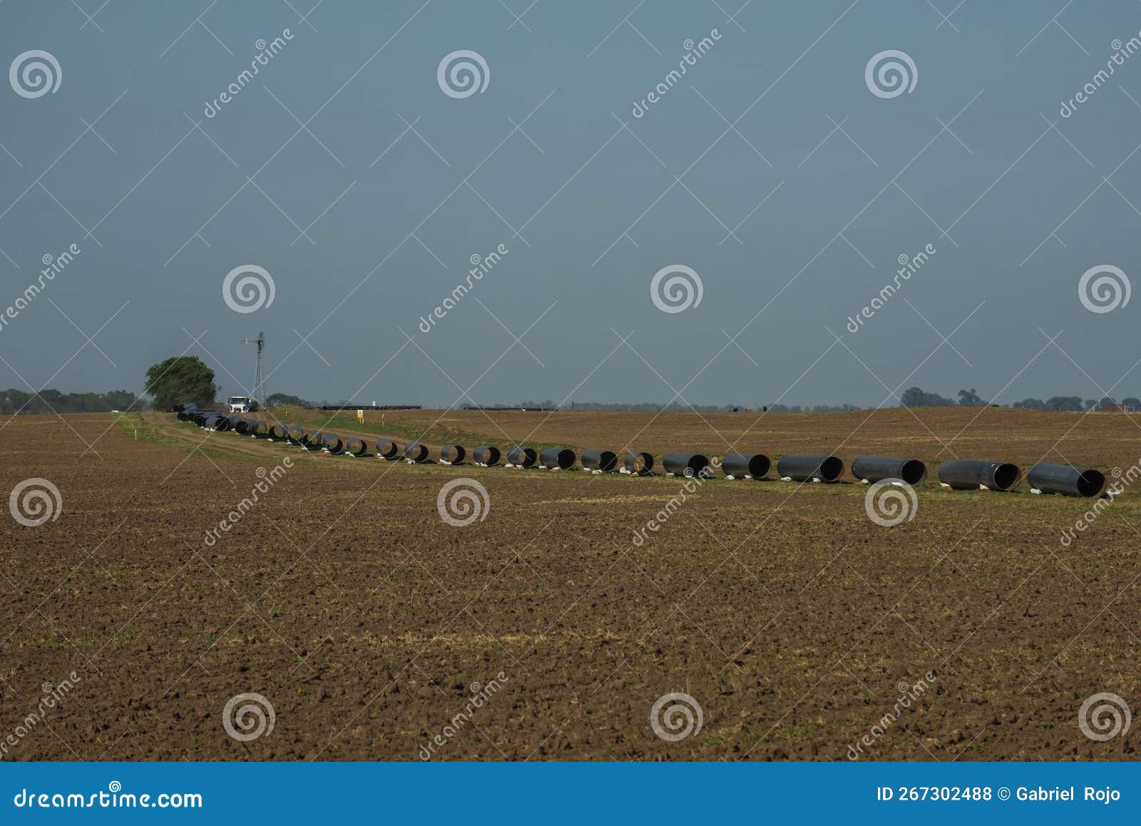 gas pipeline construction, la pampa province ,