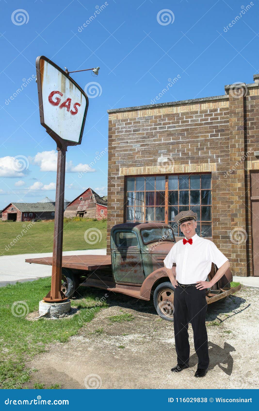 vintage gas station, attendant, nostalgia