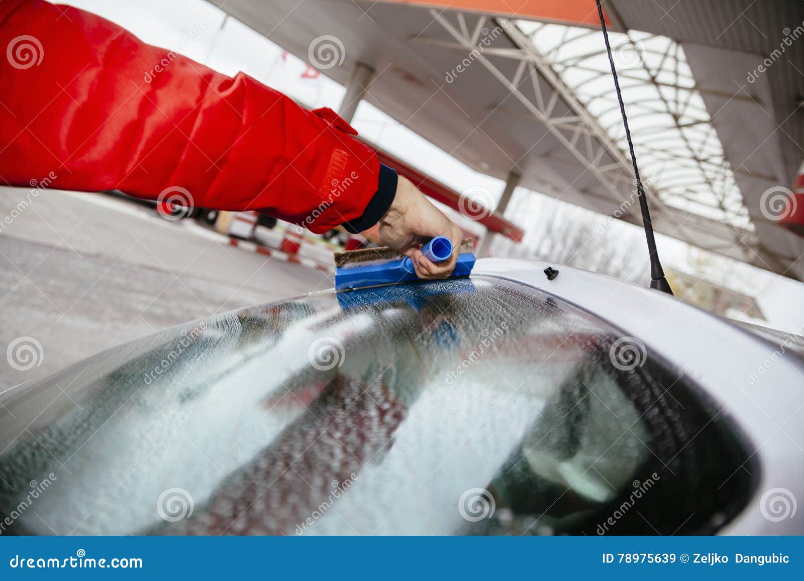 Gas Station Washing Stock Photos Download 171 Royalty Free Photos