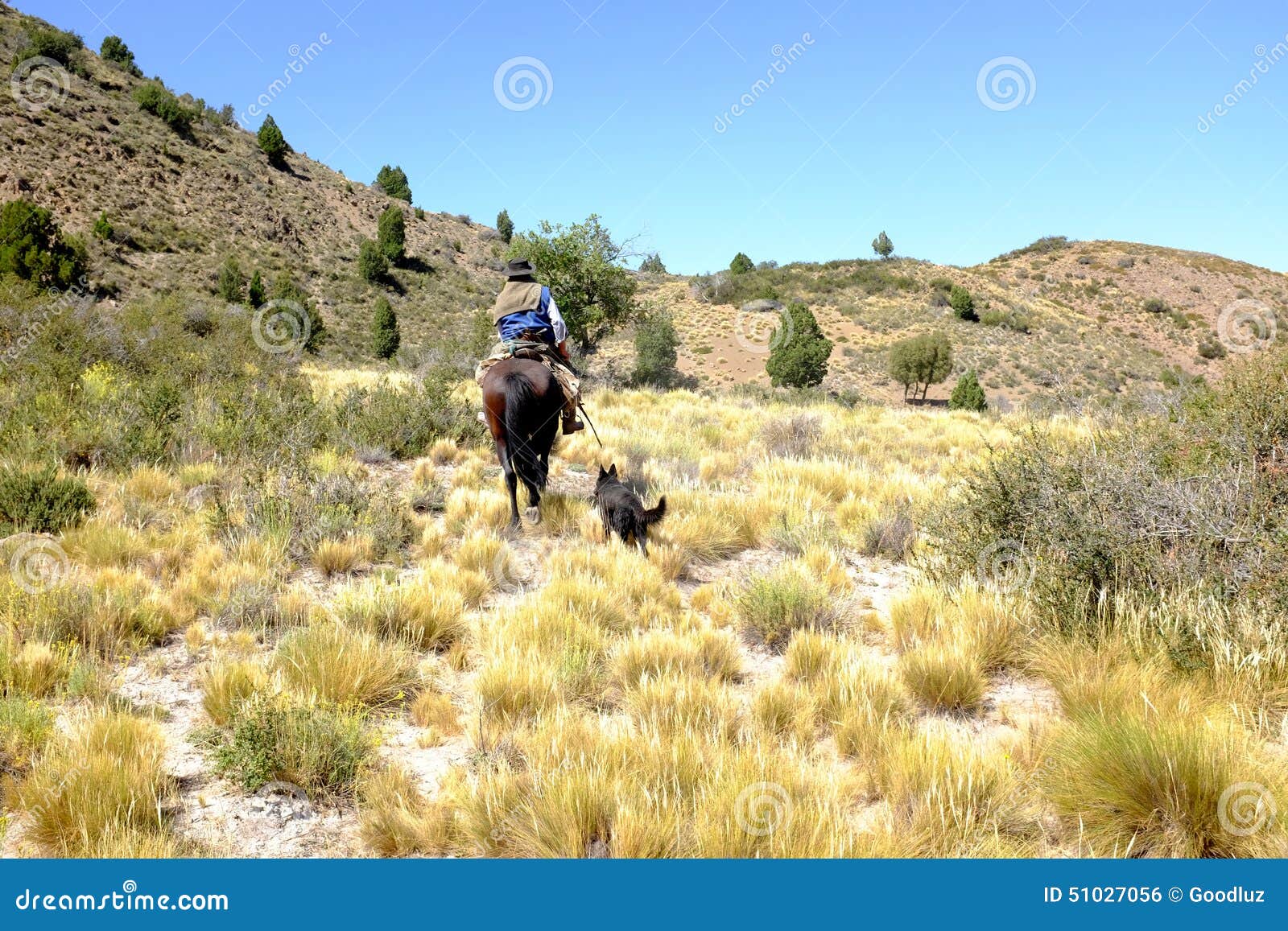 gaucho horseriding in patagonia