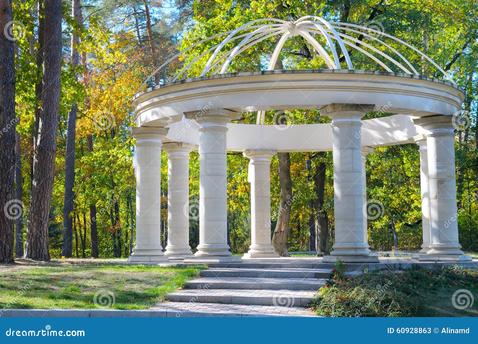 Gazebo in autumn park stock image. Image of beautiful 60928863