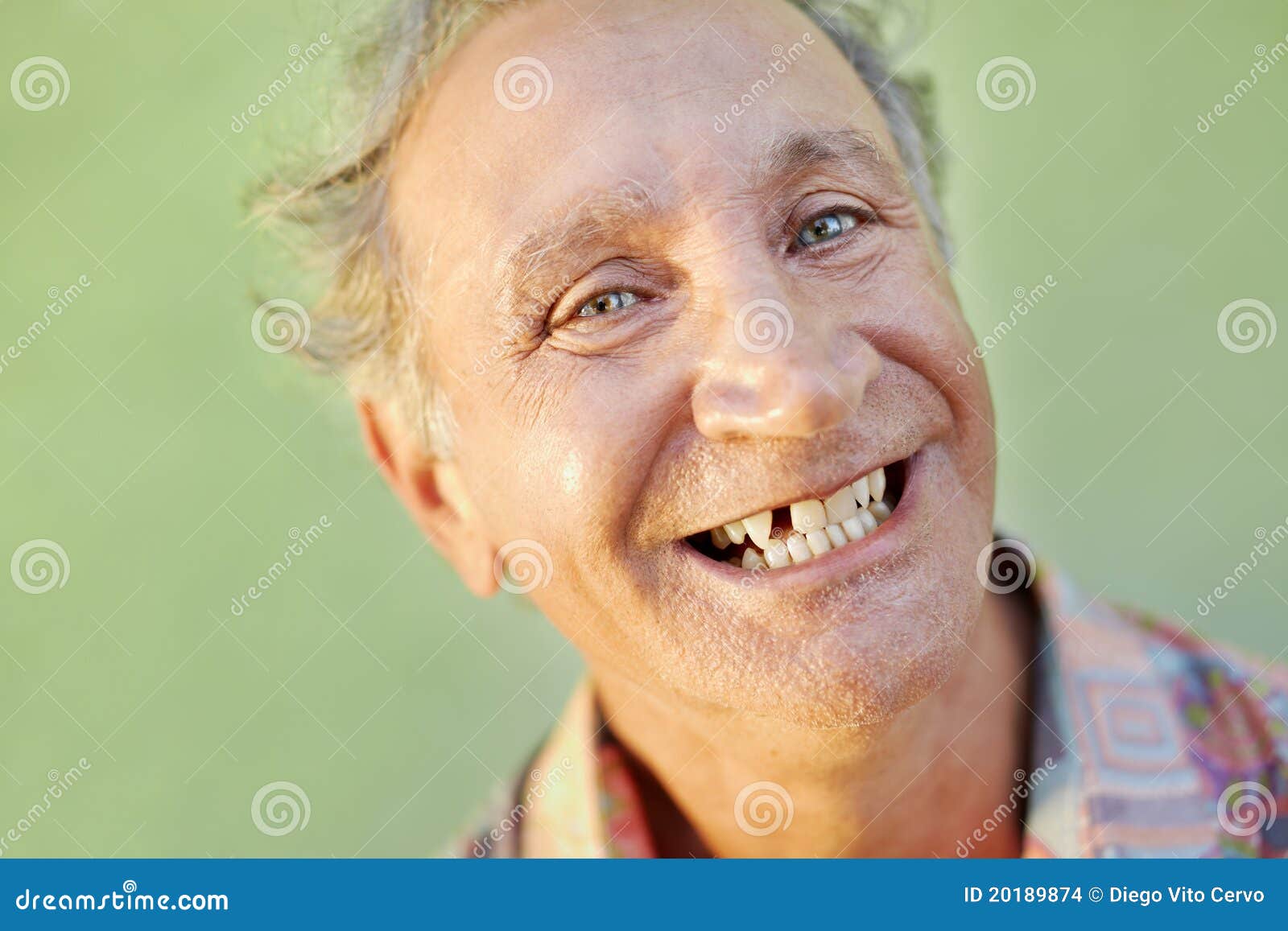 Alter mann ohne zähne