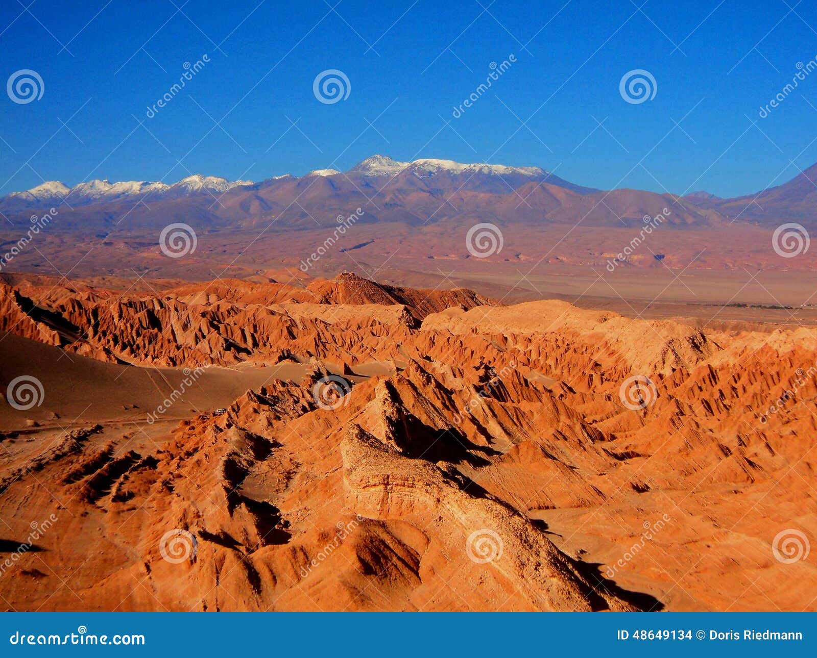 Gebirgshügel-Wüstenpanorama Chile San Pedro de Atacama. Hikking Reise Gebirgshügelwüstenpanorama Chiles San Pedro de Atacama