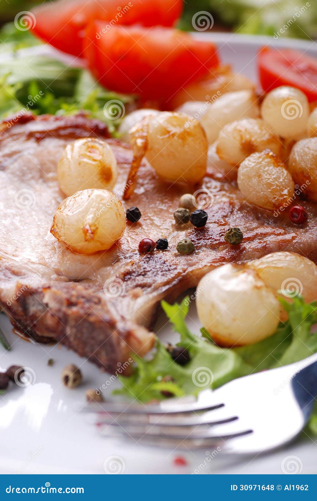 Gebratene Schweinekoteletts Stockfoto - Bild von mahlzeit, gekocht ...