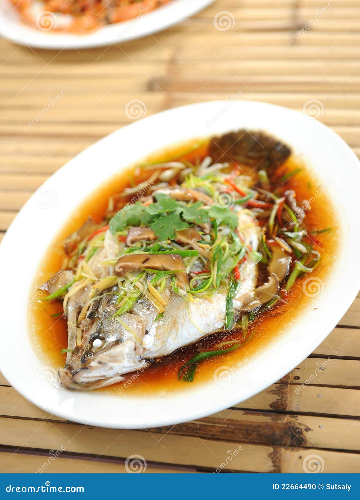 Gedämpfte Chinesische Art Der Fische Stockfoto - Bild von gedient ...
