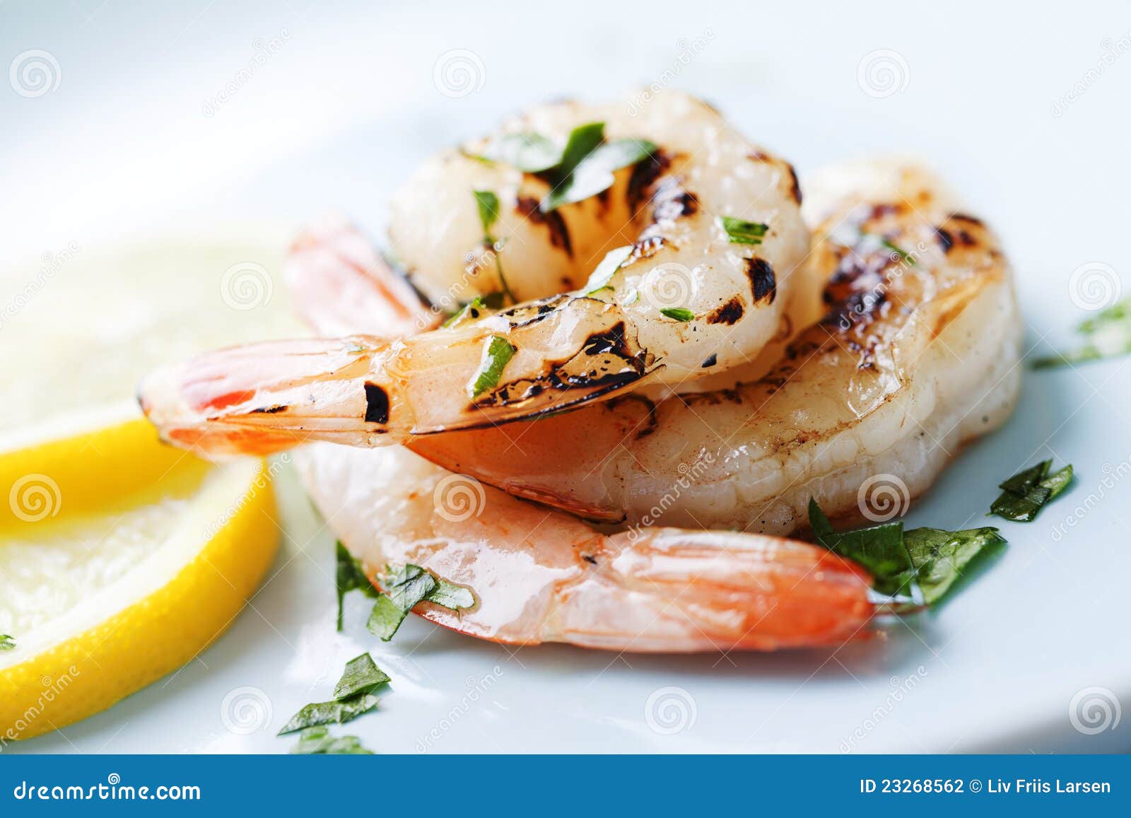 Gegrillte Garnelen stockfoto. Bild von feinschmecker - 23268562