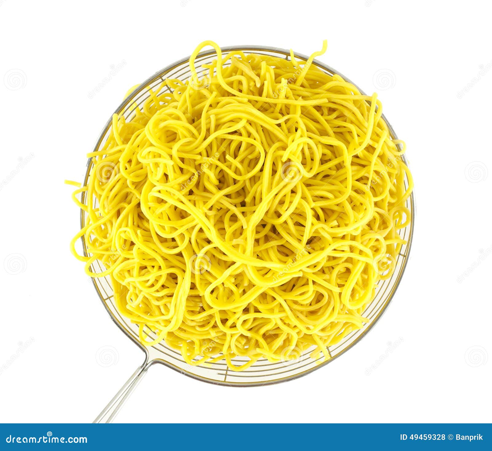 Лапша желтая. Желтая лапша. Yellow Noodles. Лапша желтом фоне. Лапша с желтым цыпленком.