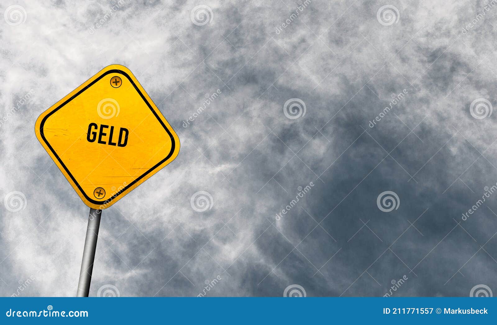 geld - yellow sign with cloudy sky