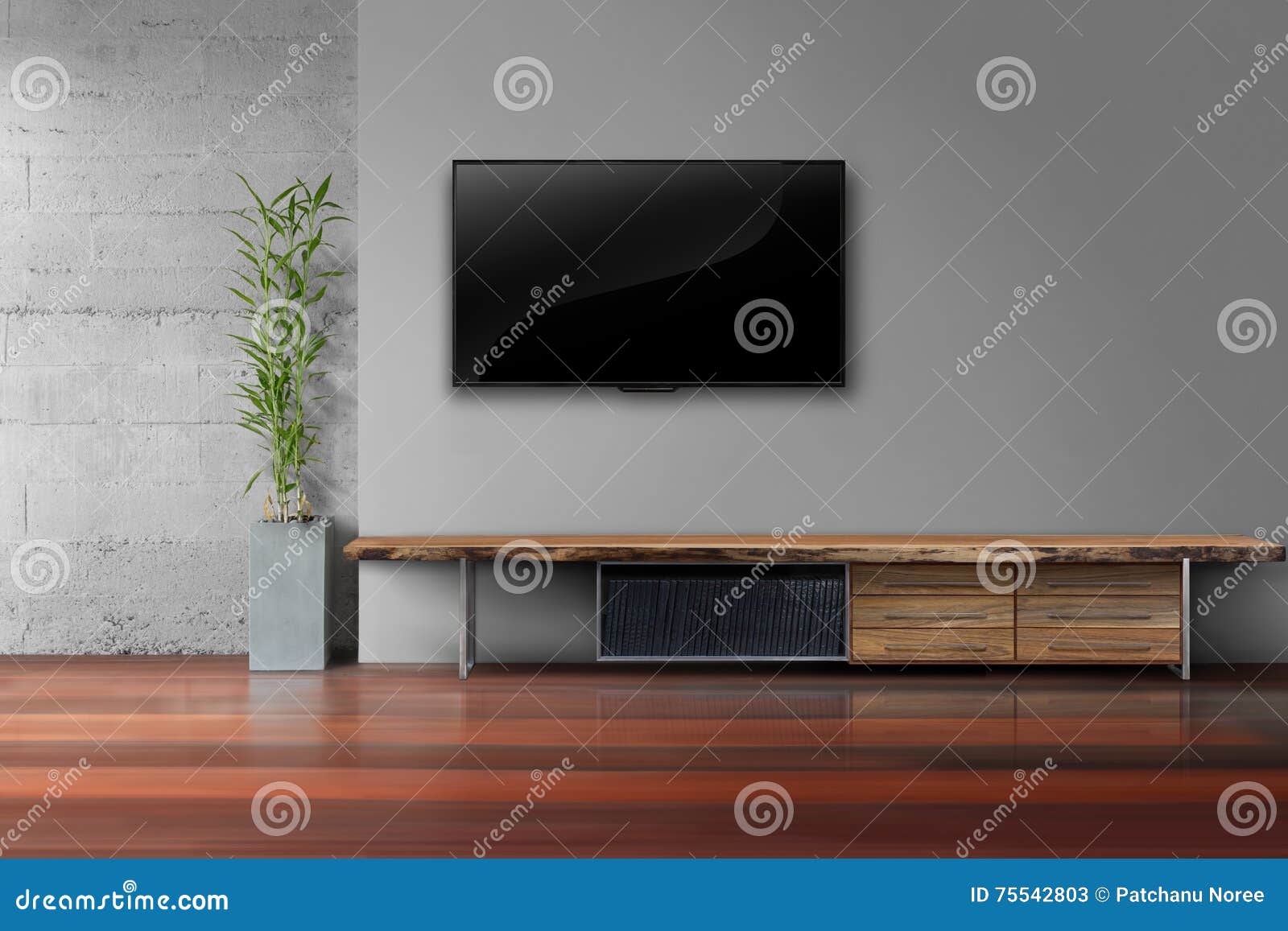 Wonderbaar Geleide TV Op Grijze Muur Met Houten Lijst In Livgruimte Stock NV-37