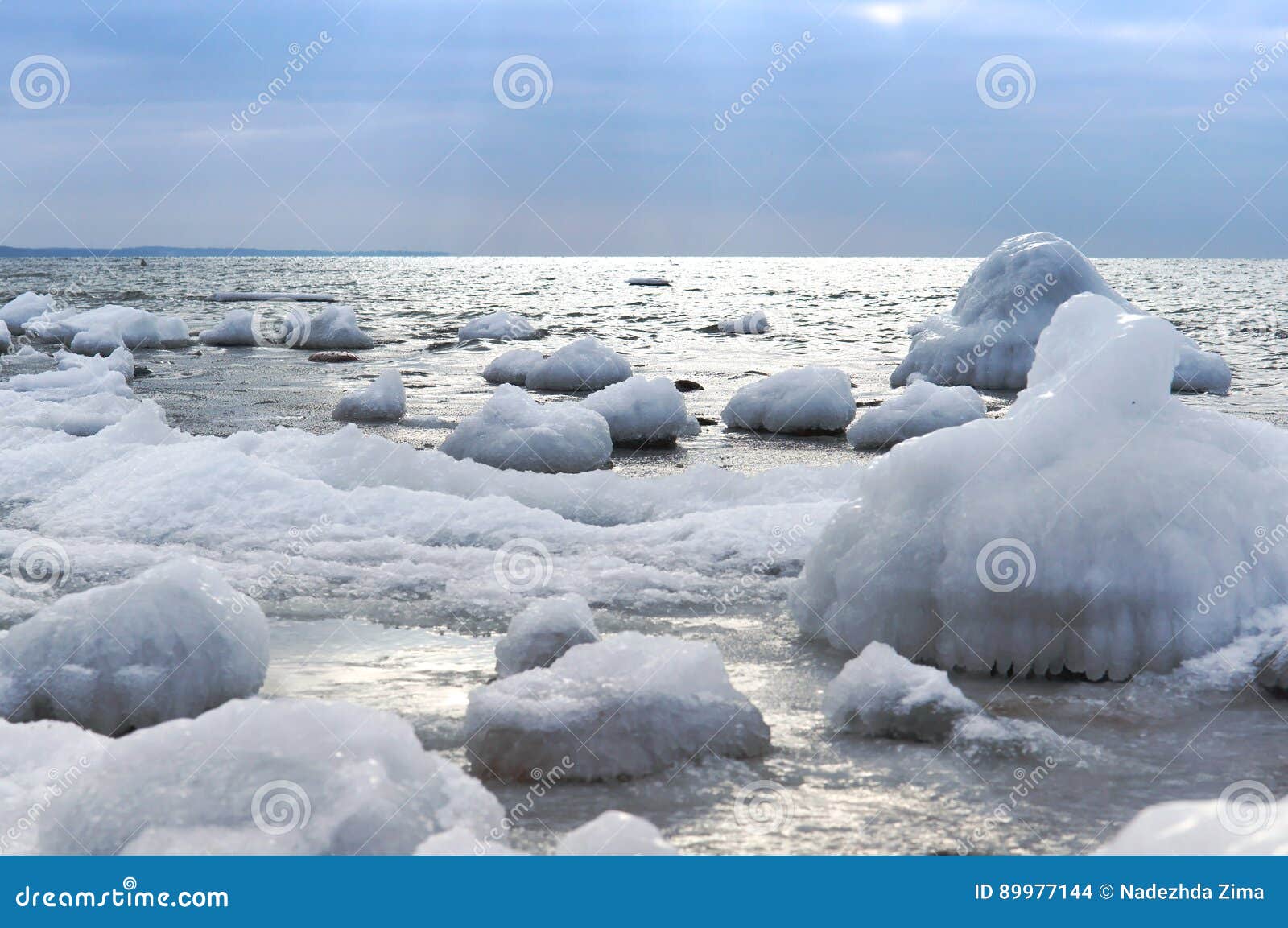 Gelo, Mar, Neve, Frio, Inverno, Paisagem, Curso, Báltico, Turismo Foto de  Stock - Imagem de beleza, horizonte: 89977144