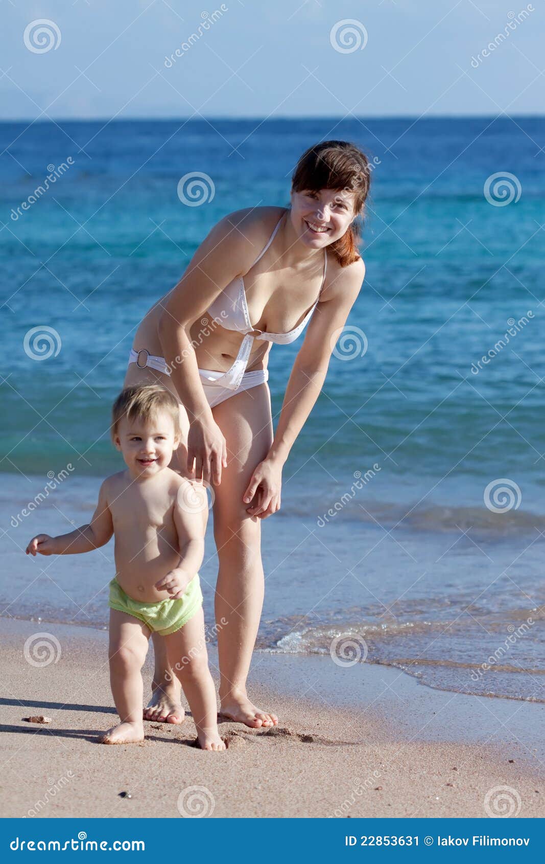 за голыми детьми на пляже фото 82
